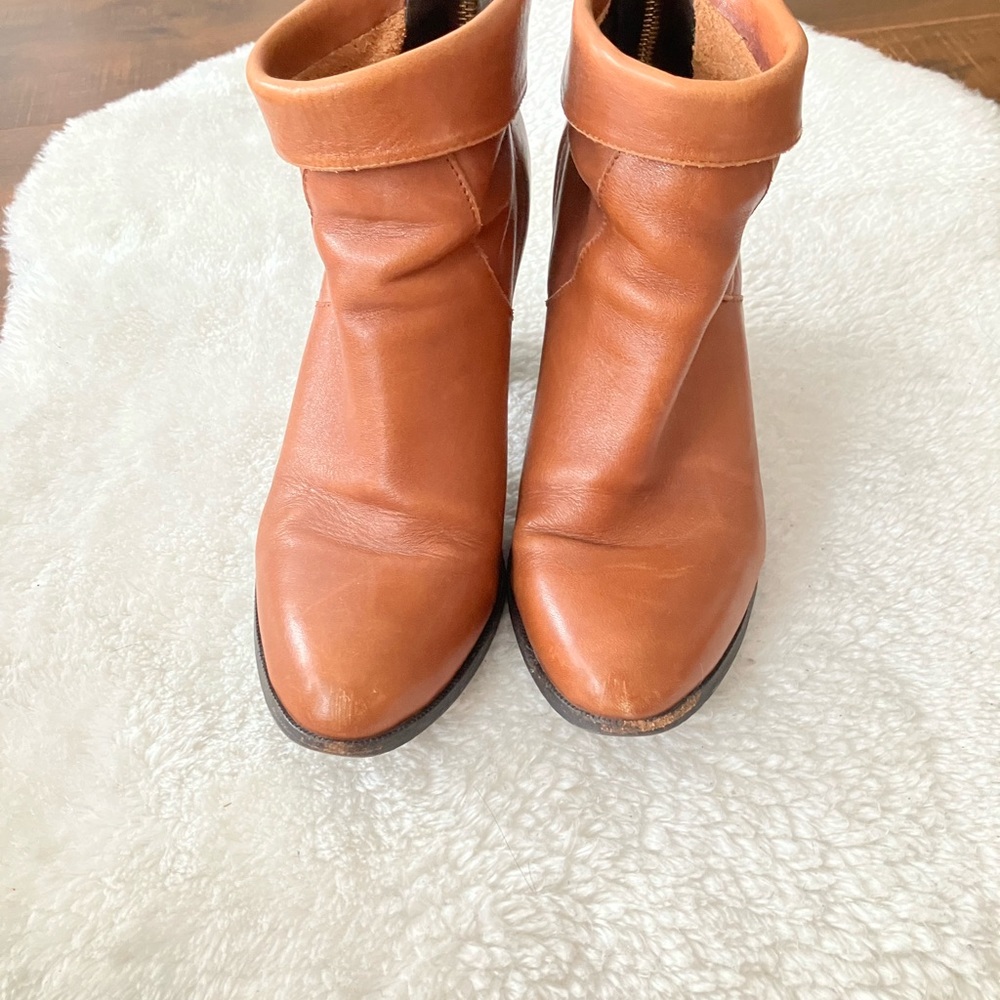 Brown leather Ankle boots